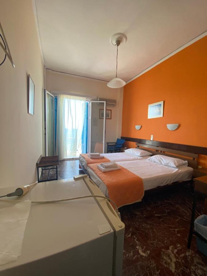 Hotel Areti Aegina ภายนอก รูปภาพ