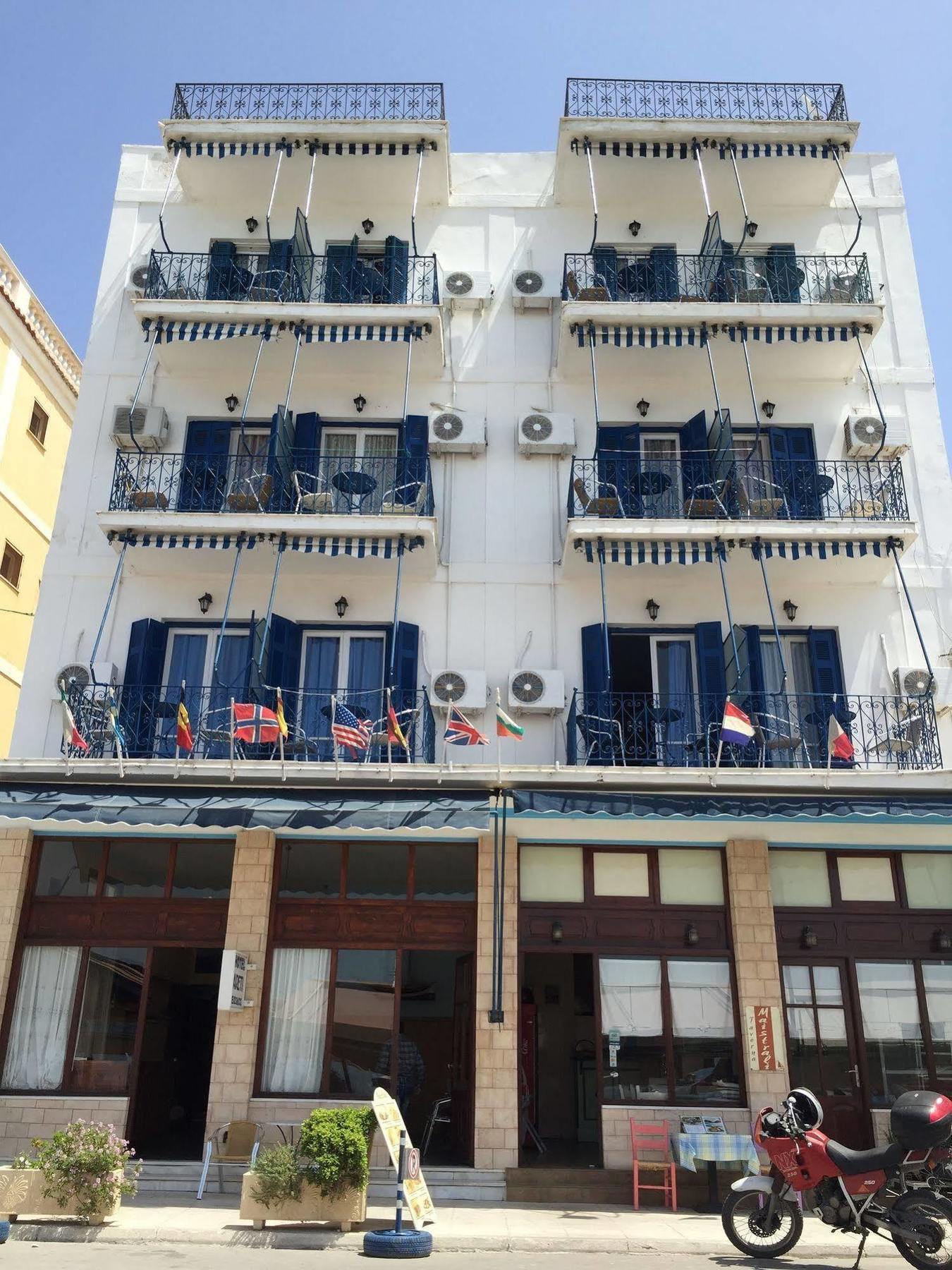 Hotel Areti Aegina ภายนอก รูปภาพ